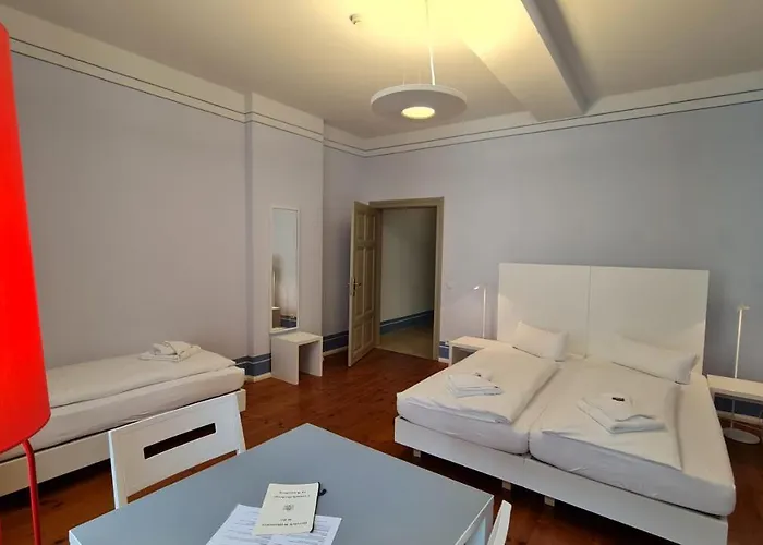 Cranach-herberge Centre Hotel 3*